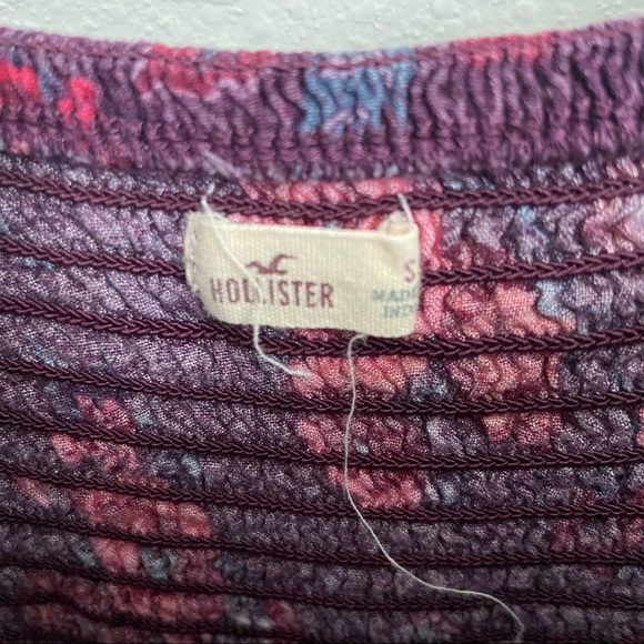 Hollister Size S Floral Burgundy Romper - Picture 3 of 4